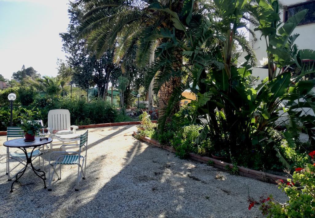 B&B Ondamarina Lascari Buitenkant foto